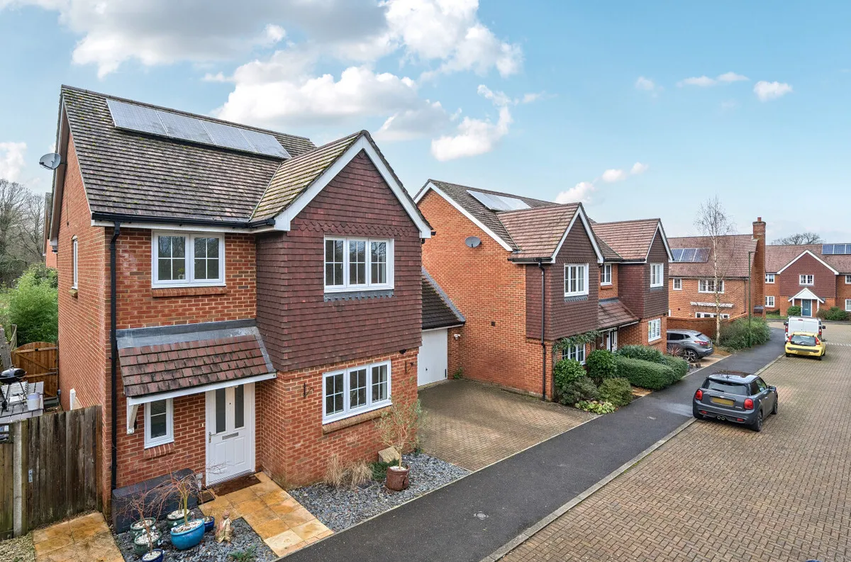 Billingshurst, RH14 9XE, photo 13