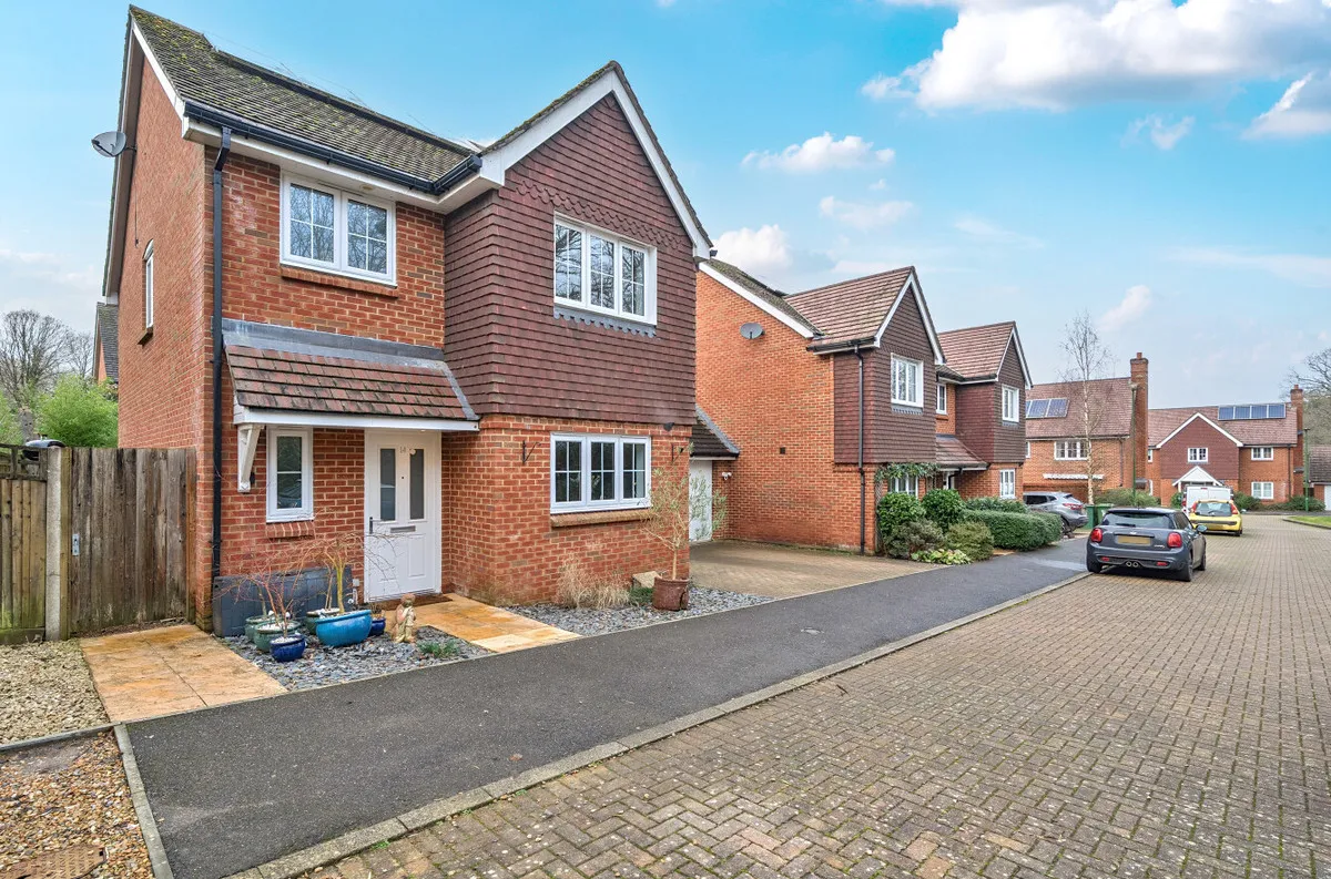 Billingshurst, RH14 9XE, photo 14
