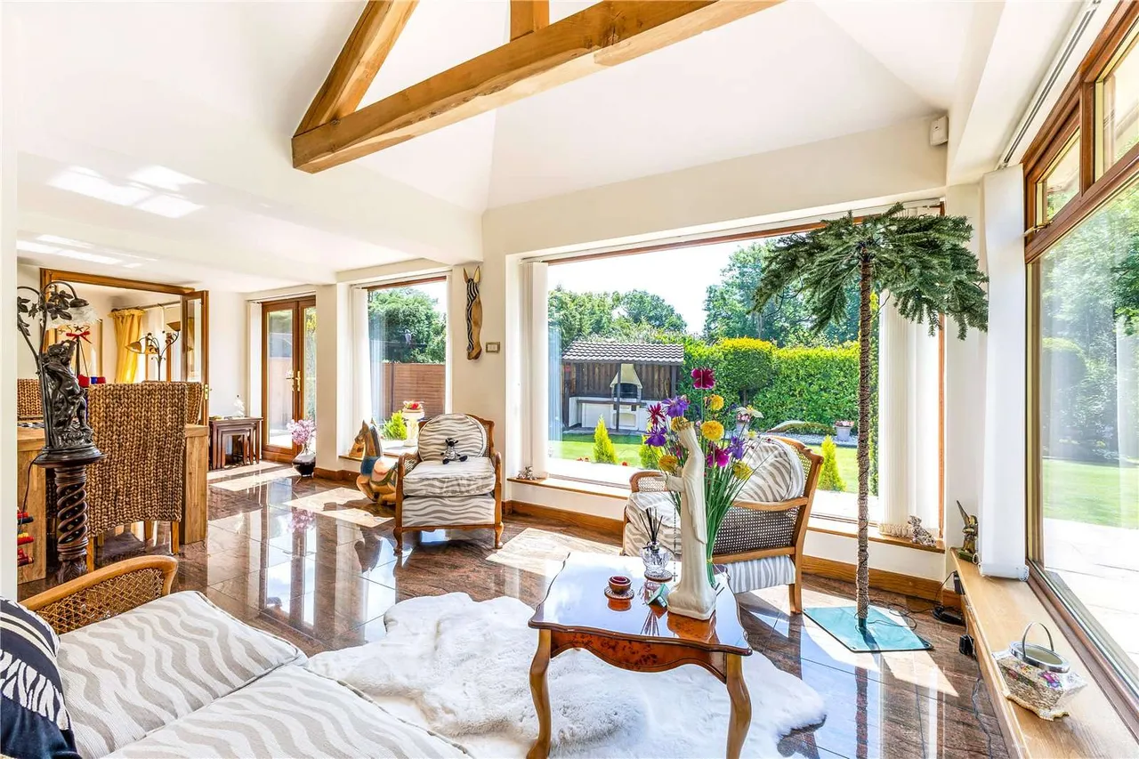 Rake Lane, Chorlton-by-Backford, Chester, Cheshire, CH2 4DF, photo 10