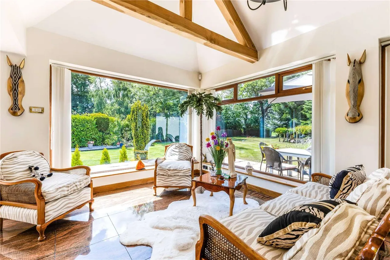 Rake Lane, Chorlton-by-Backford, Chester, Cheshire, CH2 4DF, photo 12