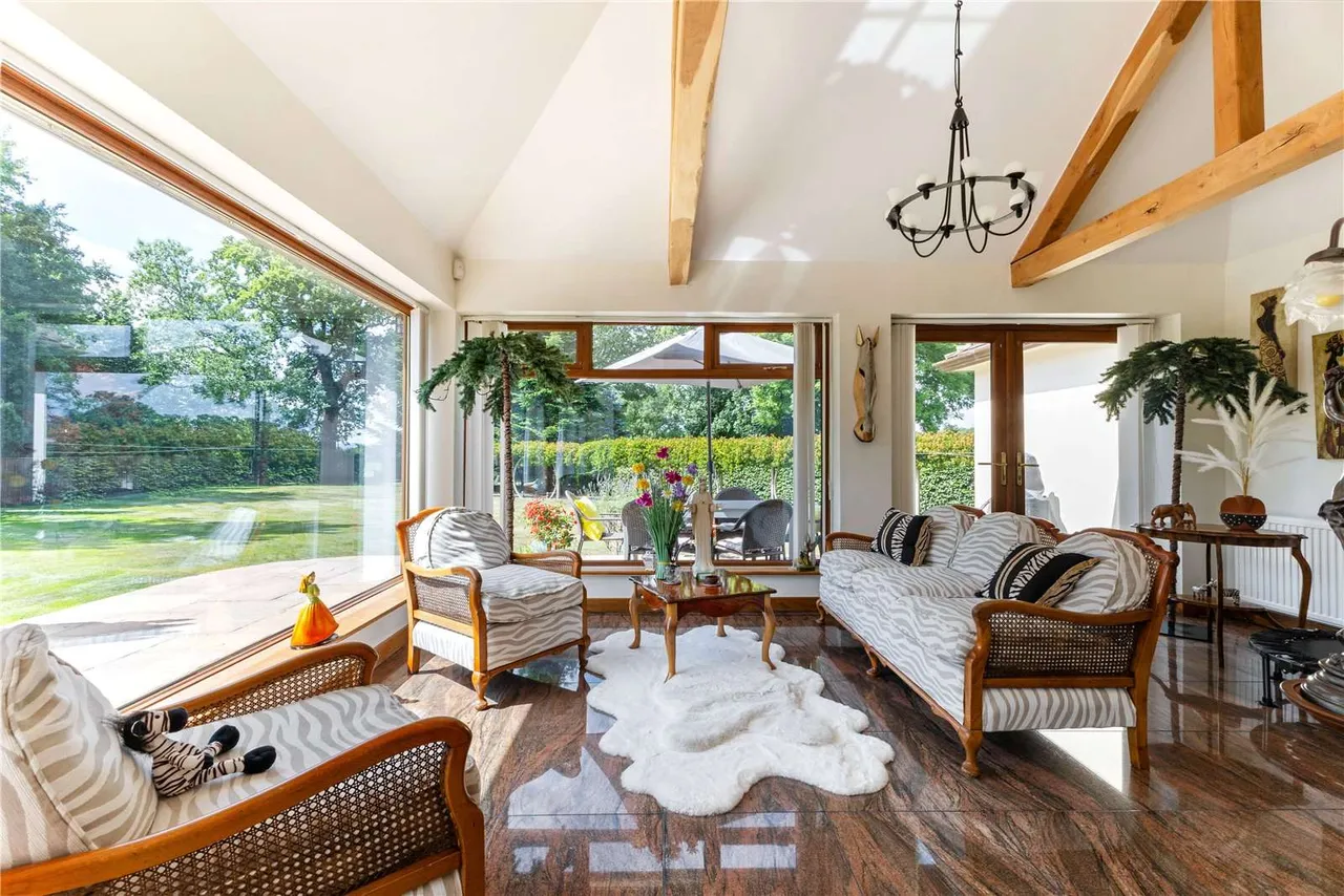 Rake Lane, Chorlton-by-Backford, Chester, Cheshire, CH2 4DF, photo 11