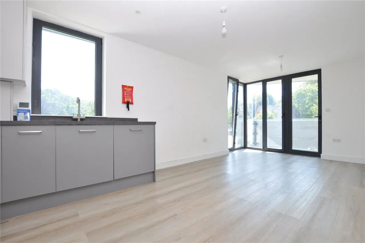 Farnborough Road, Farnborough, GU14, photo 4
