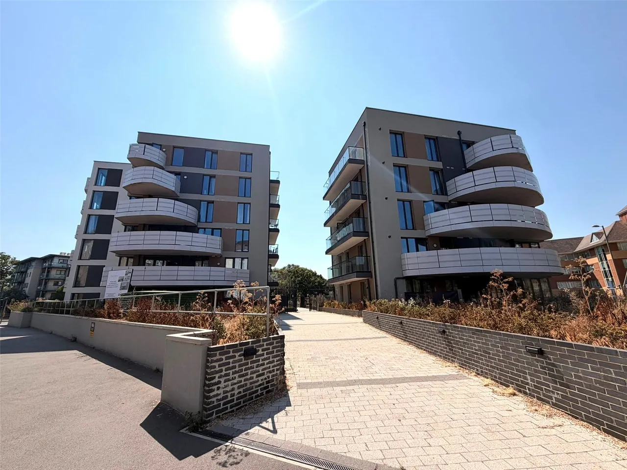 1 bed flat to rent, Farnborough Road, Farnborough, GU14