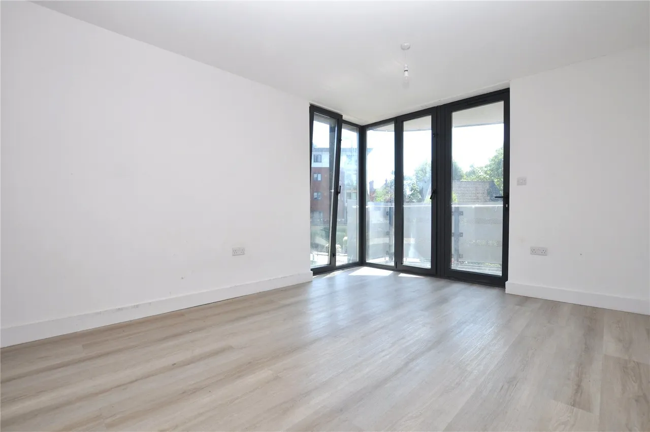 Farnborough Road, Farnborough, GU14, photo 3