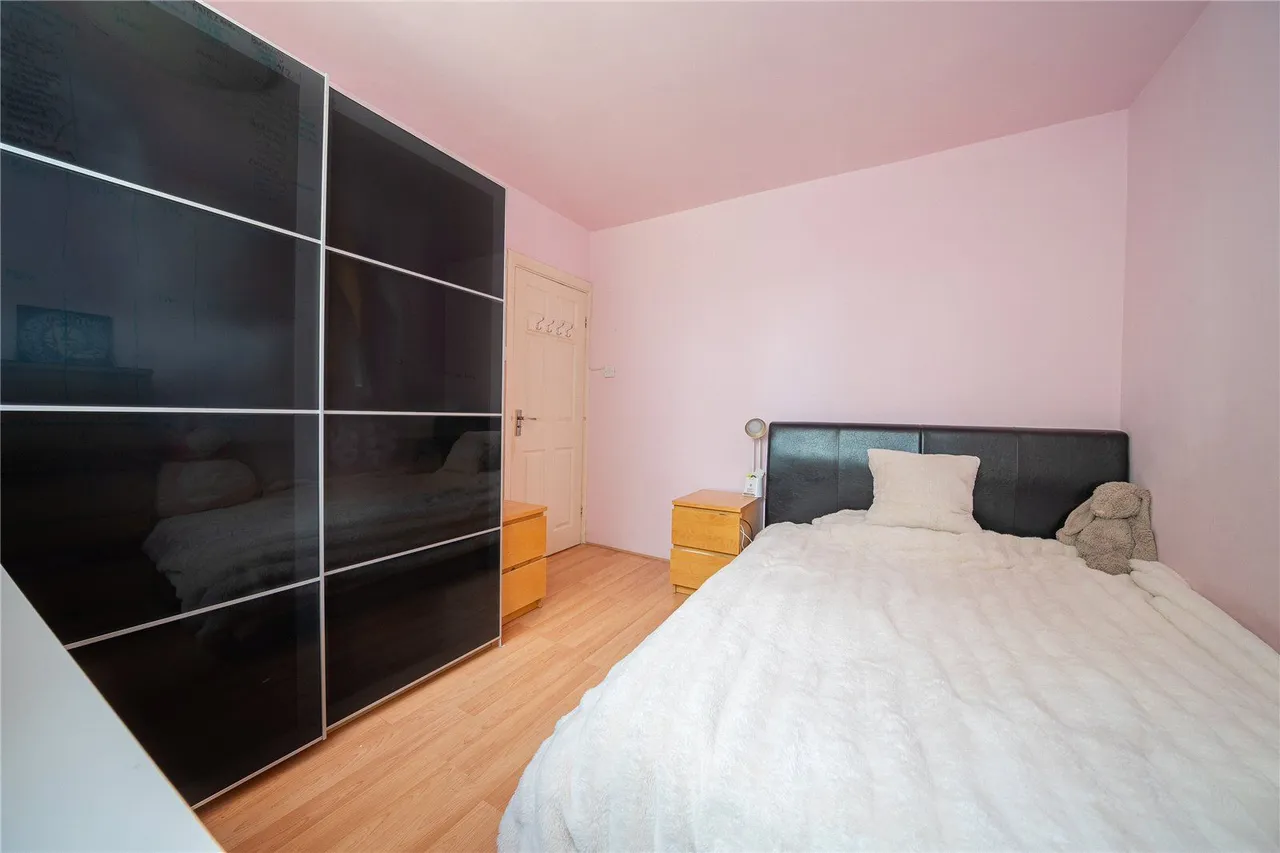 Highwood Avenue, Leeds, LS17, photo 6