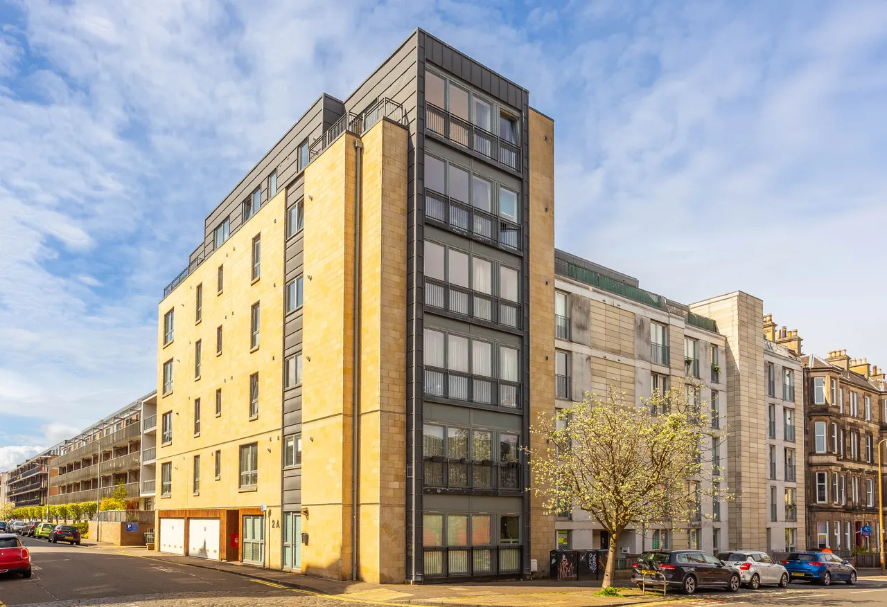 2 bed flat for sale, Hopetoun Street, Edinburgh, EH7