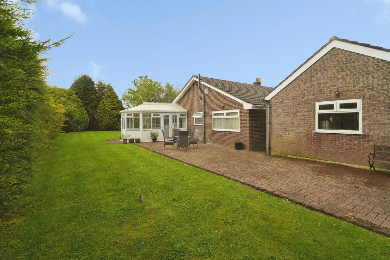 Selside, Wigan, WN3, photo 15