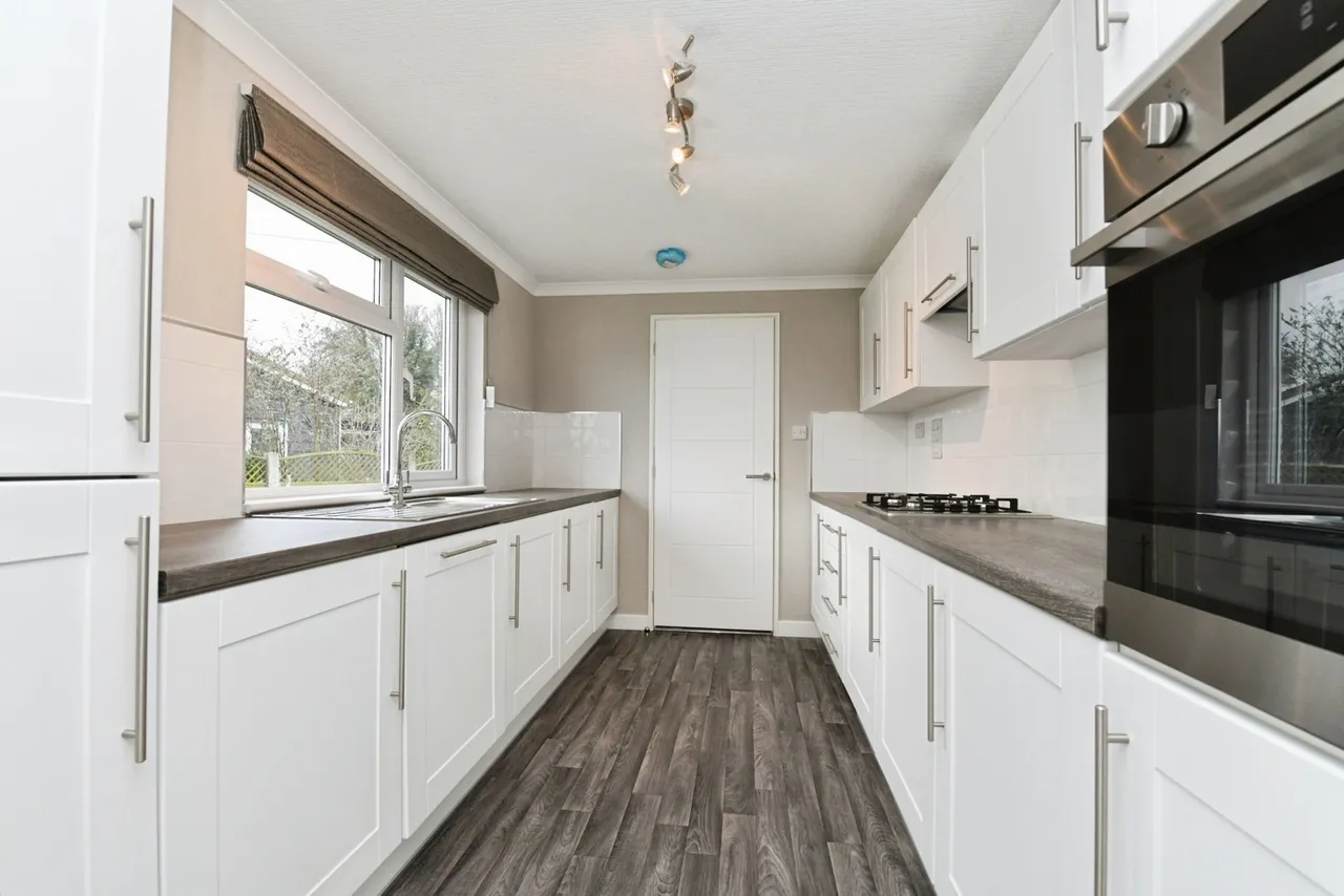 Hawk Hill, Battlesbridge, Wickford, Essex, SS11, photo 13