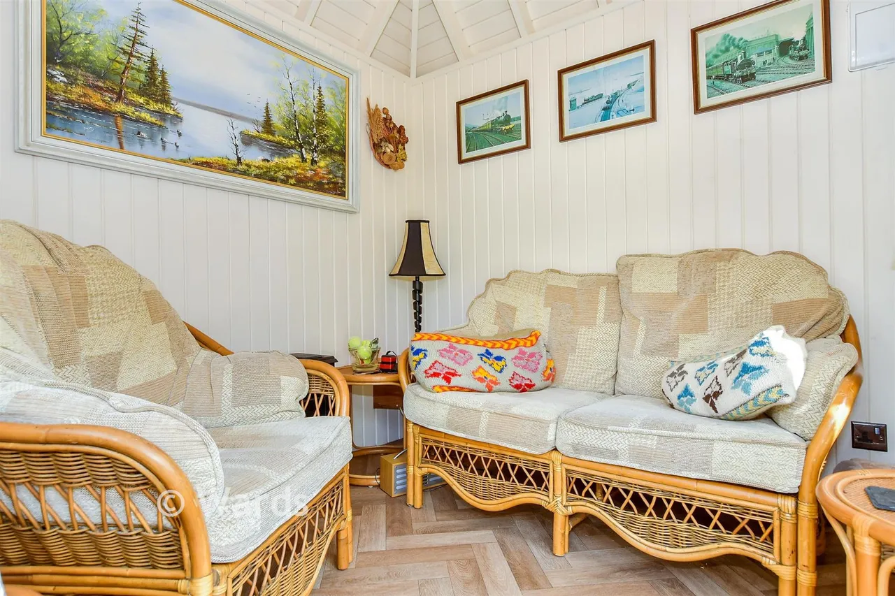 George Hill Road, Broadstairs, CT10, photo 21
