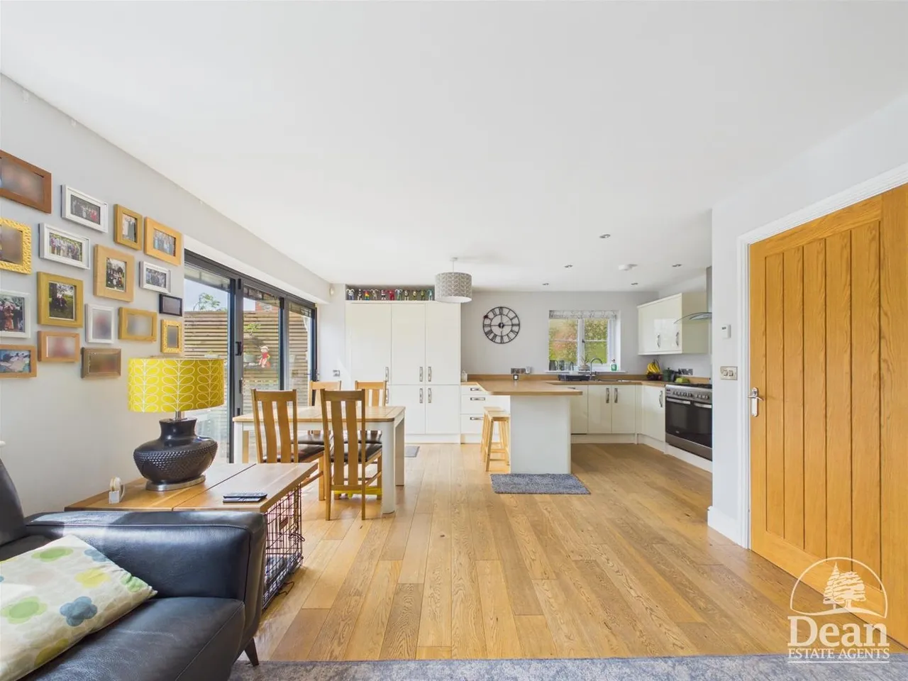 Grove Road, Lydney, photo 4