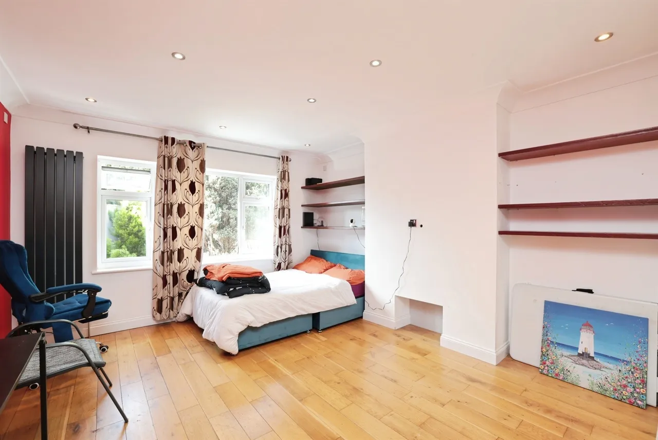 Waterside, Chesham, photo 4