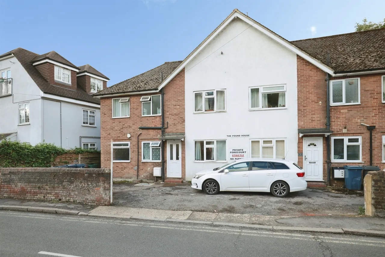 2 bed flat for sale — Waterside, Chesham