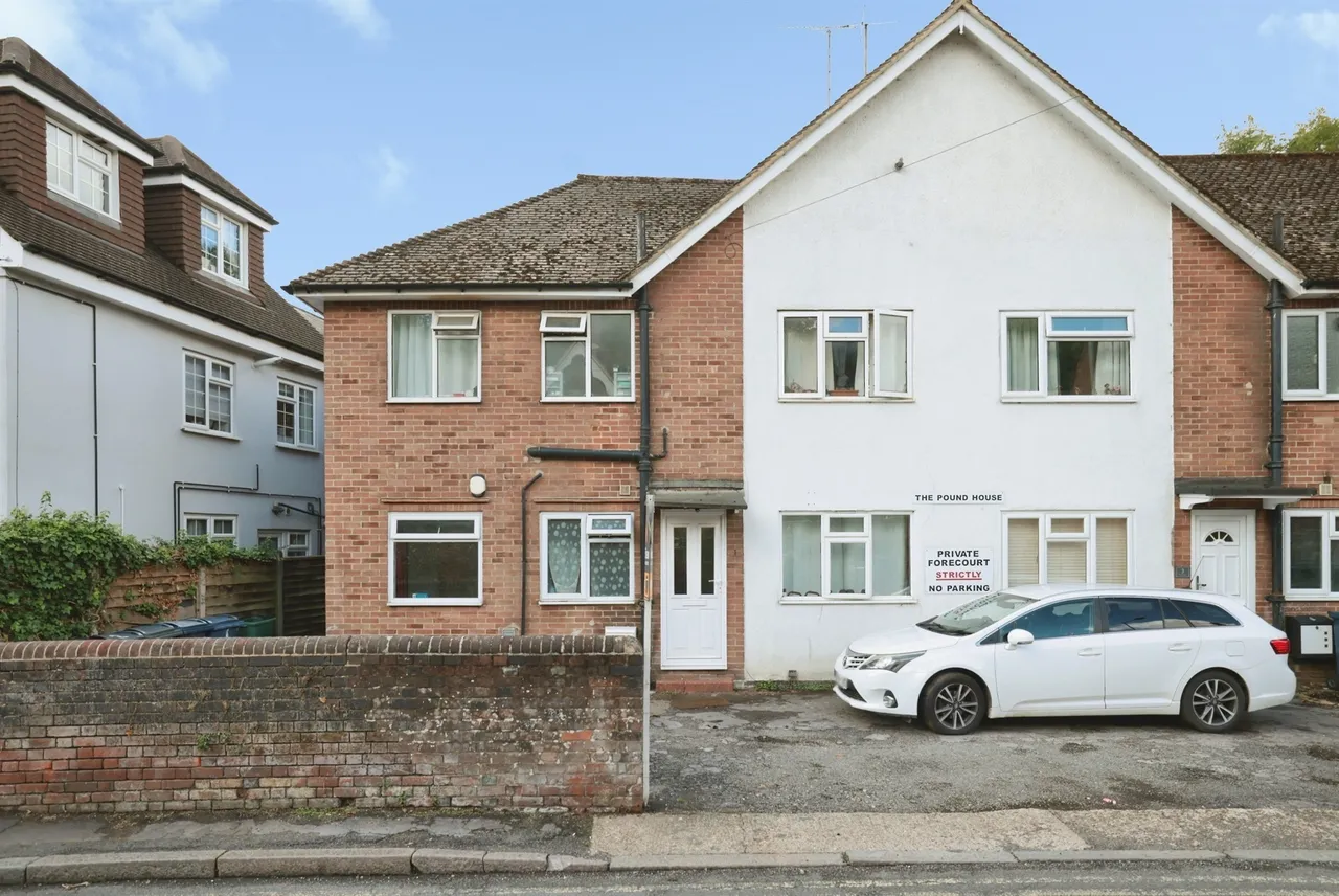 Waterside, Chesham, photo 9