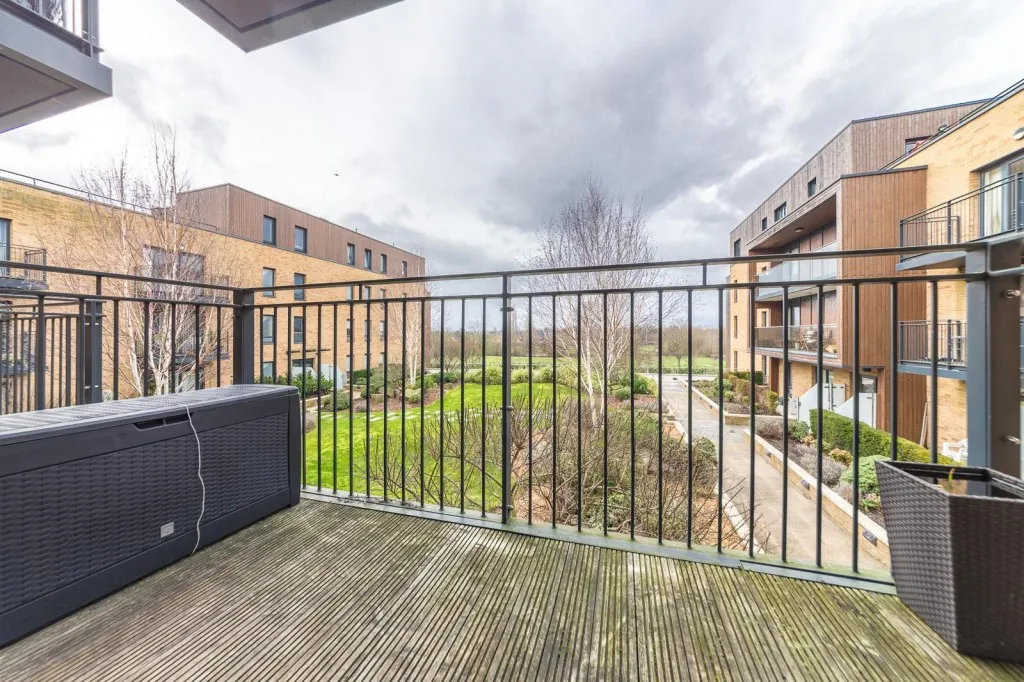 Dowding Drive, London, SE9, photo 13