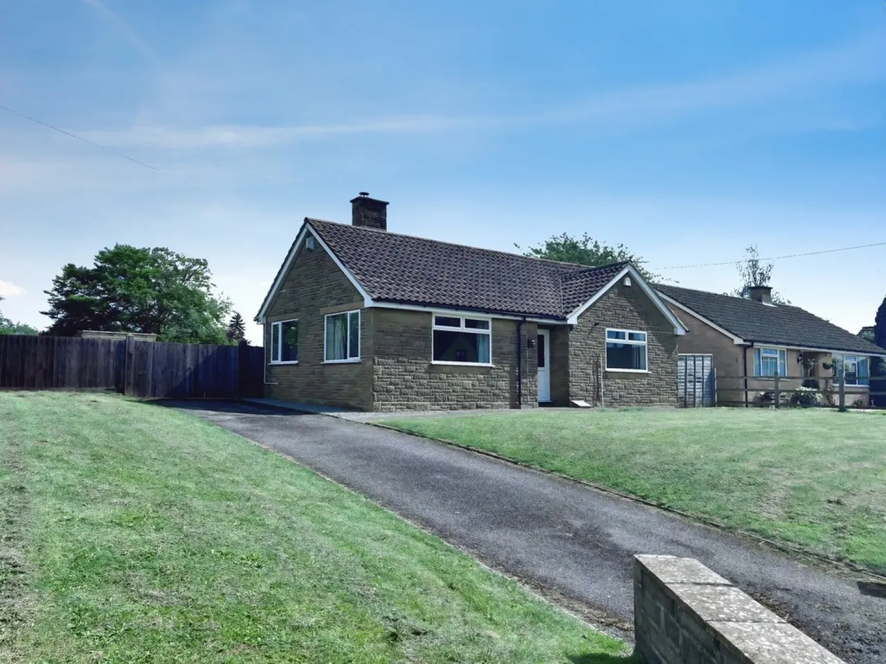 2 bed house to rent, Head Street, Tintinhull, BA22