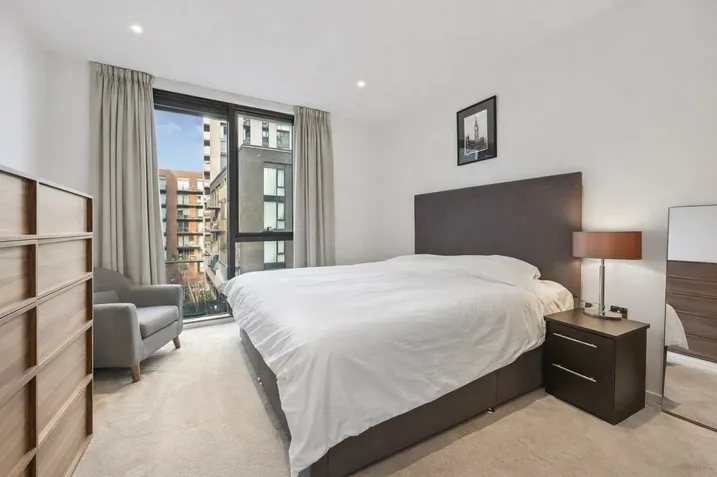 Embassy Gardens, SW11, photo 5