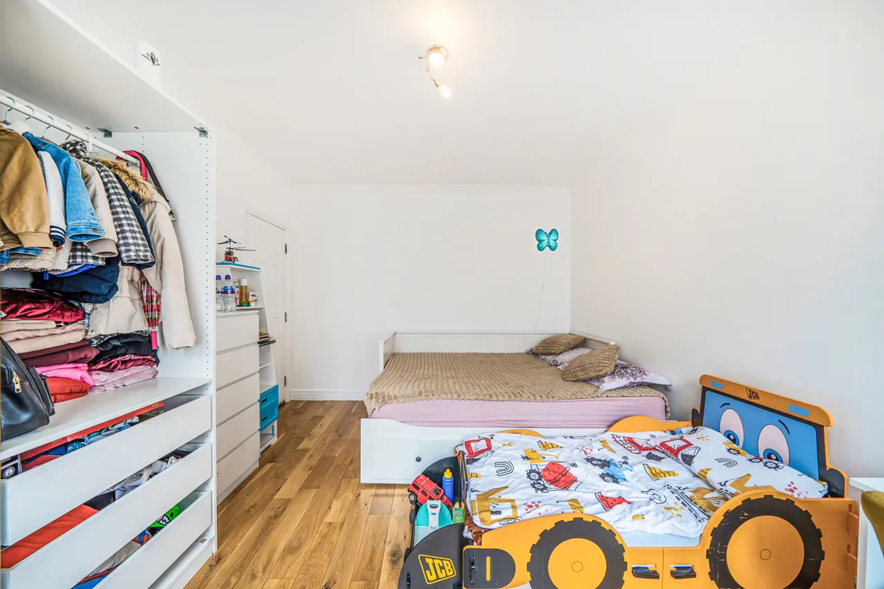 Islip Gardens, Northolt, UB5, photo 19
