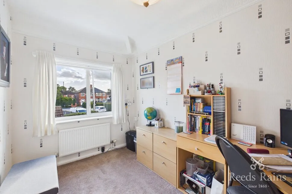 Northenden Road, Sale, M33, photo 18