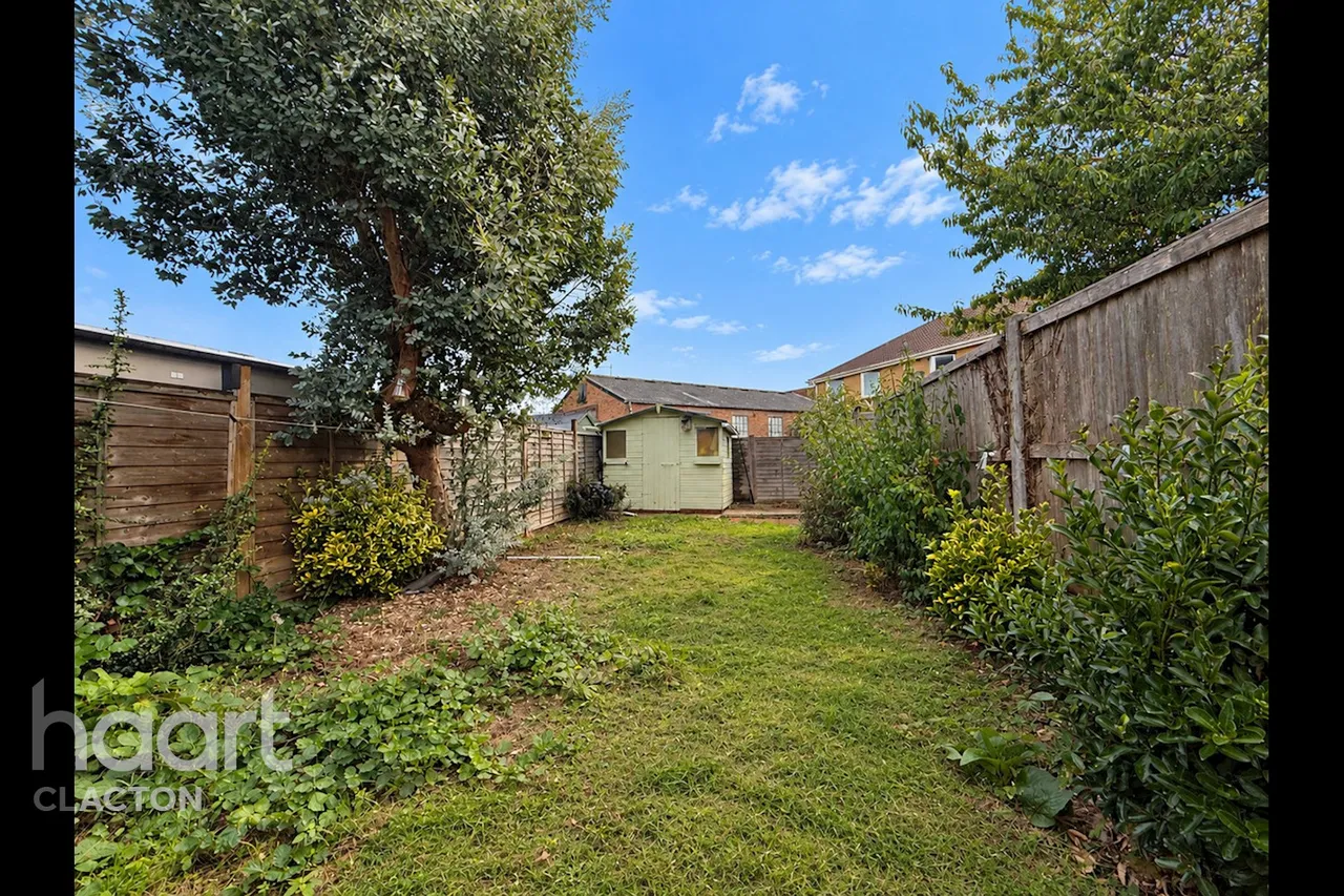 Oxford Crescent, Clacton-On-Sea, CO15, photo 11