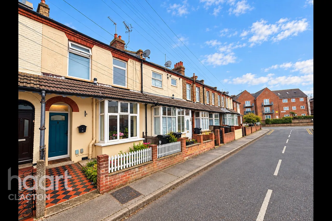 3 bed house for sale, Oxford Crescent, Clacton-On-Sea, CO15