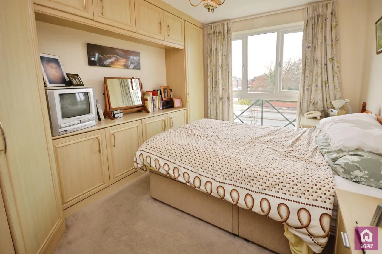Bury New Road, Prestwich, M25, photo 4