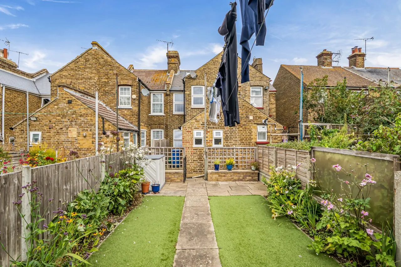 Whitstable Road, Faversham, ME13, photo 10
