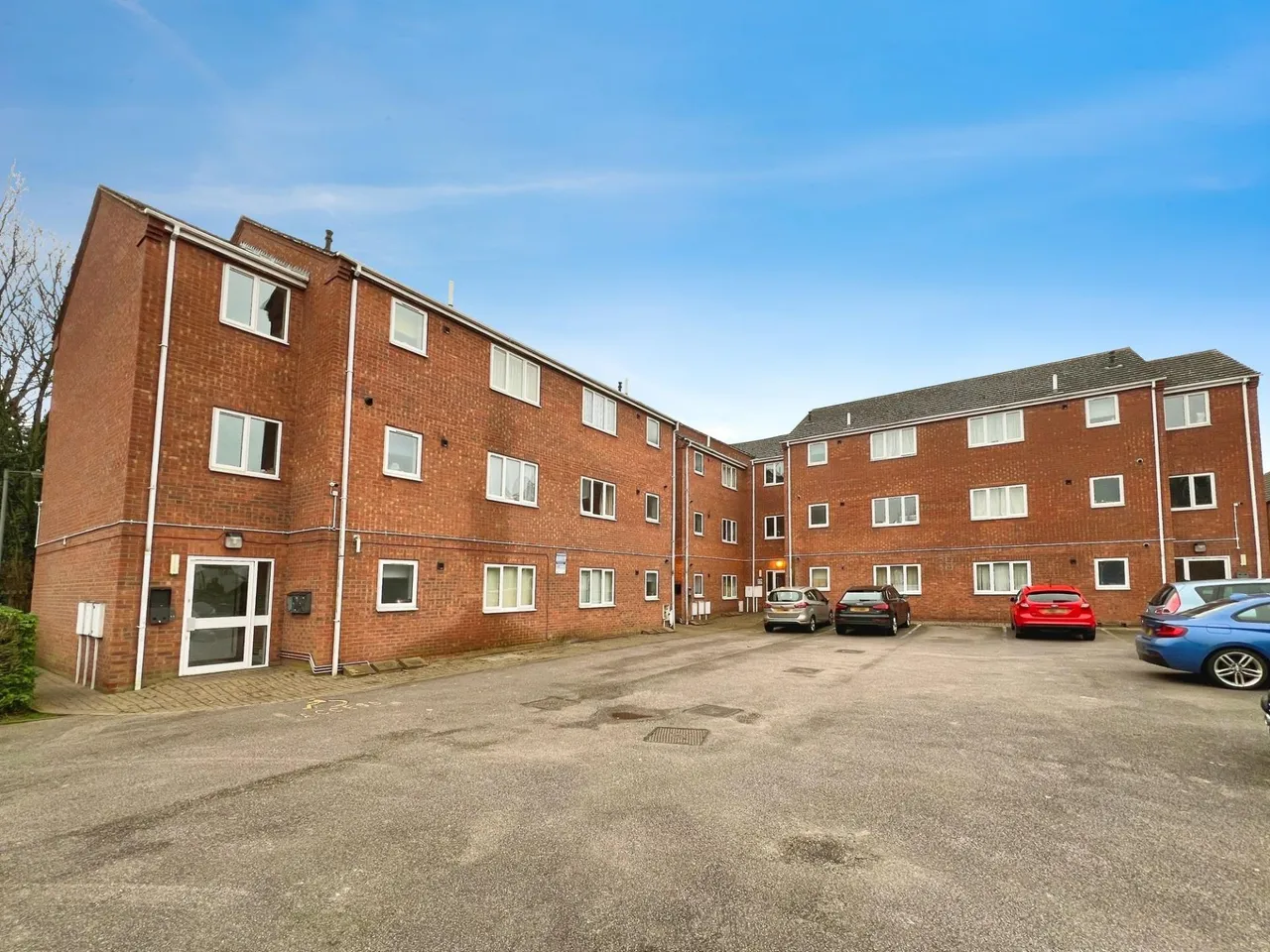 2 bed flat for sale, University Court, Grantham, NG31