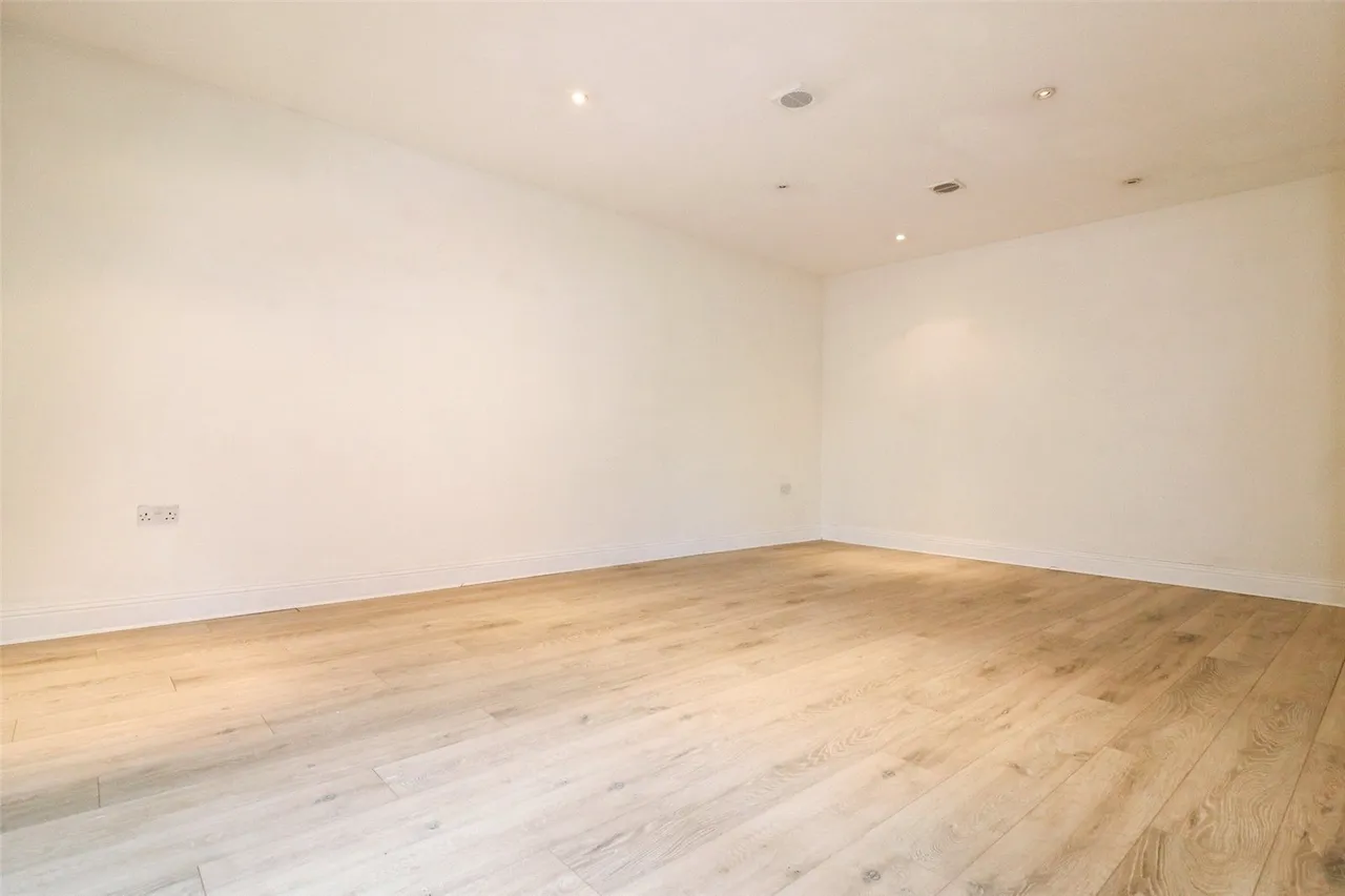 Marrow Meade, Fleet, Hampshire, GU51 1HH, photo 17