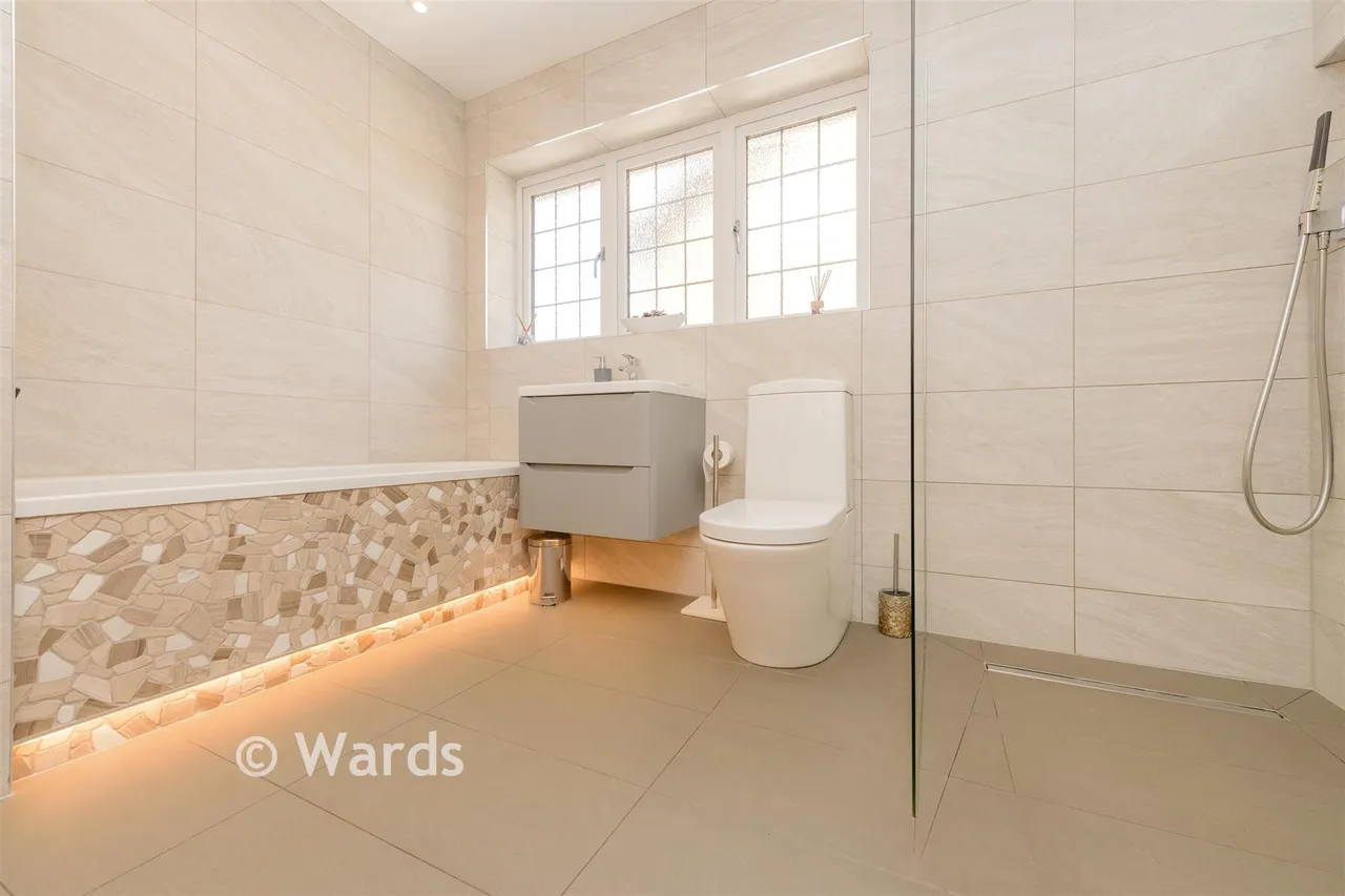 Beesfield Lane, Farningham, DA4, photo 15