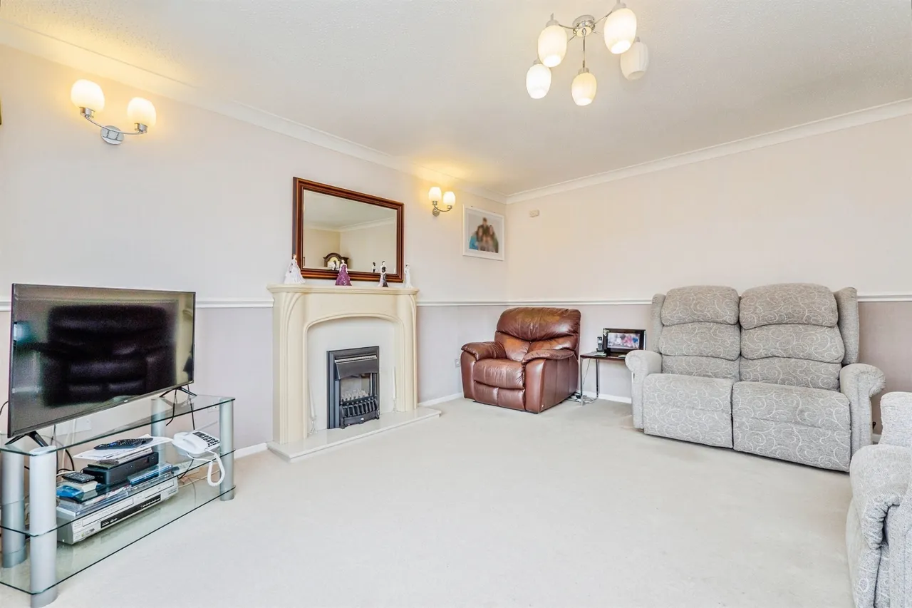 Wyon Close, Llandaff, CF5, photo 16