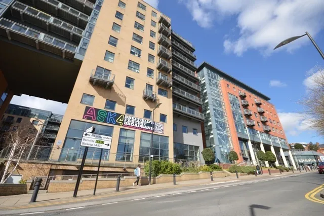 Fitzwilliam Street, S1, photo 9