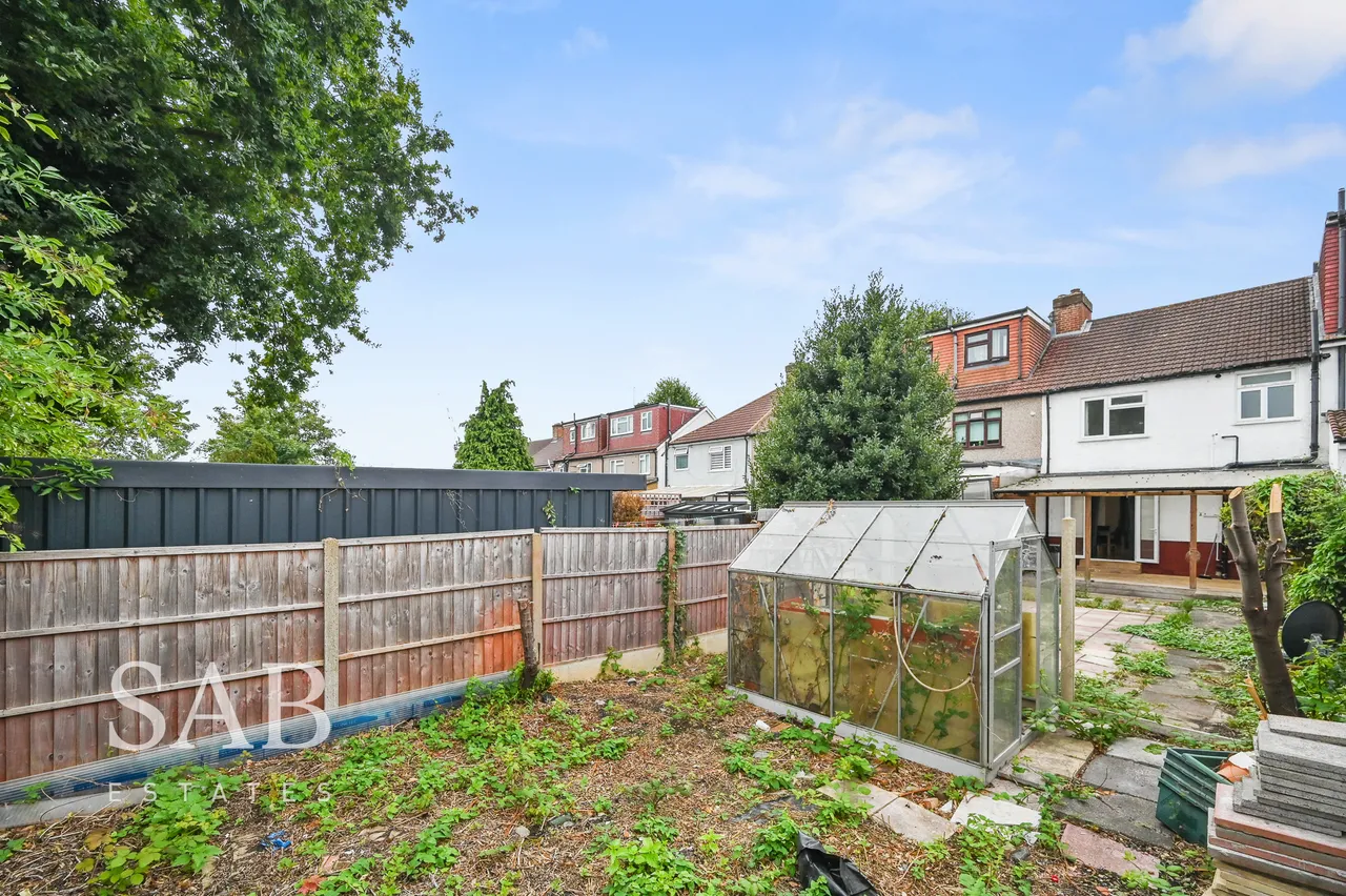 Portland Crescent, Greenford, UB6, photo 9