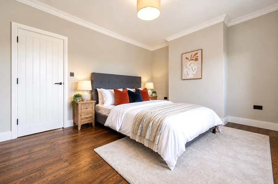 Cemetery Road, London, E7, photo 10