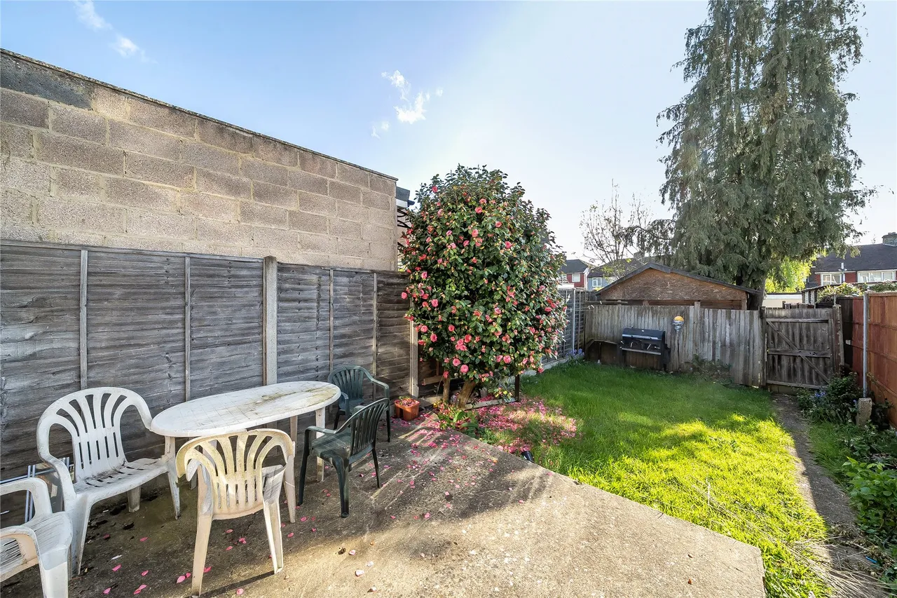 Meadway, Surbiton, KT5, photo 11