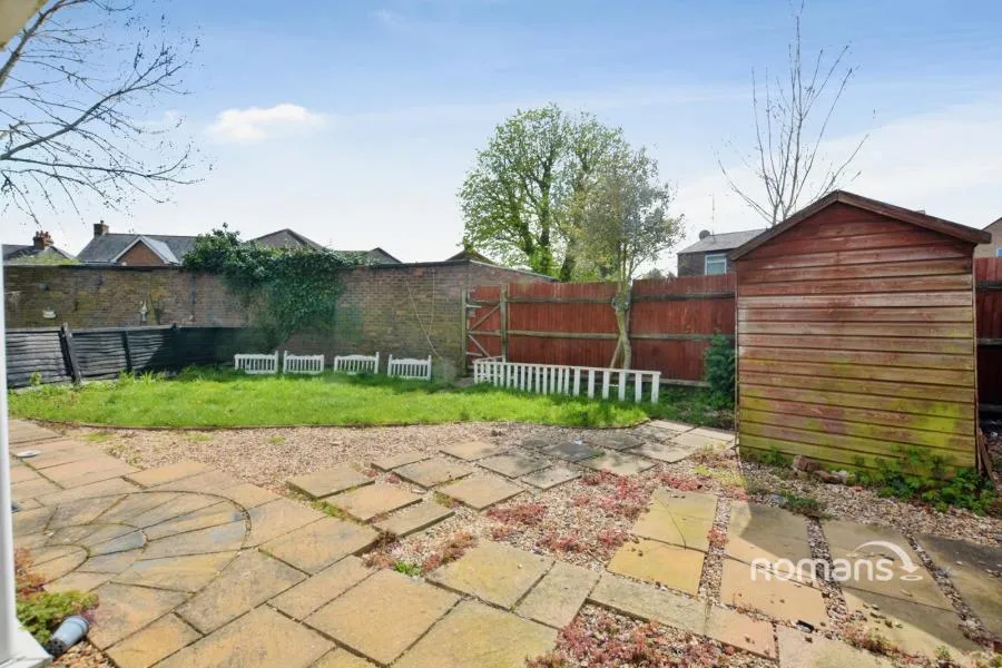 Lych Gate Walk, Hayes, UB3, photo 9