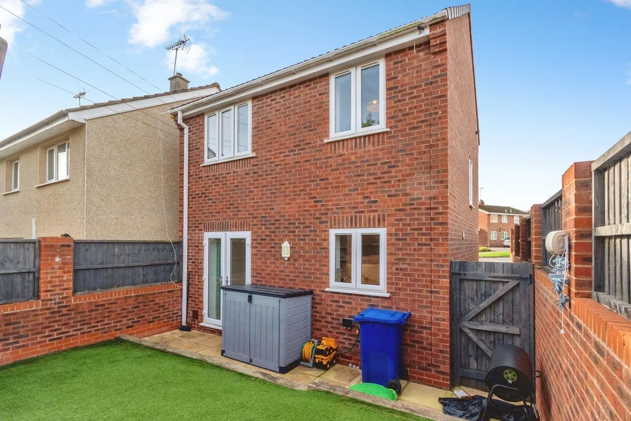 Buttermere Close, Cannock, WS11, photo 10