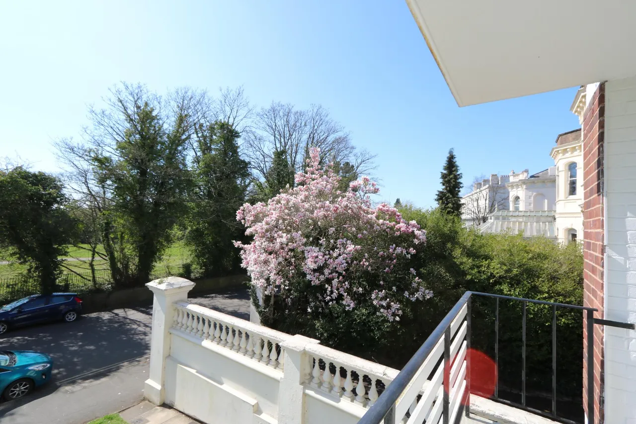 Newbold Lawns, Newbold Terrace East, Leamington Spa, CV32, photo 2