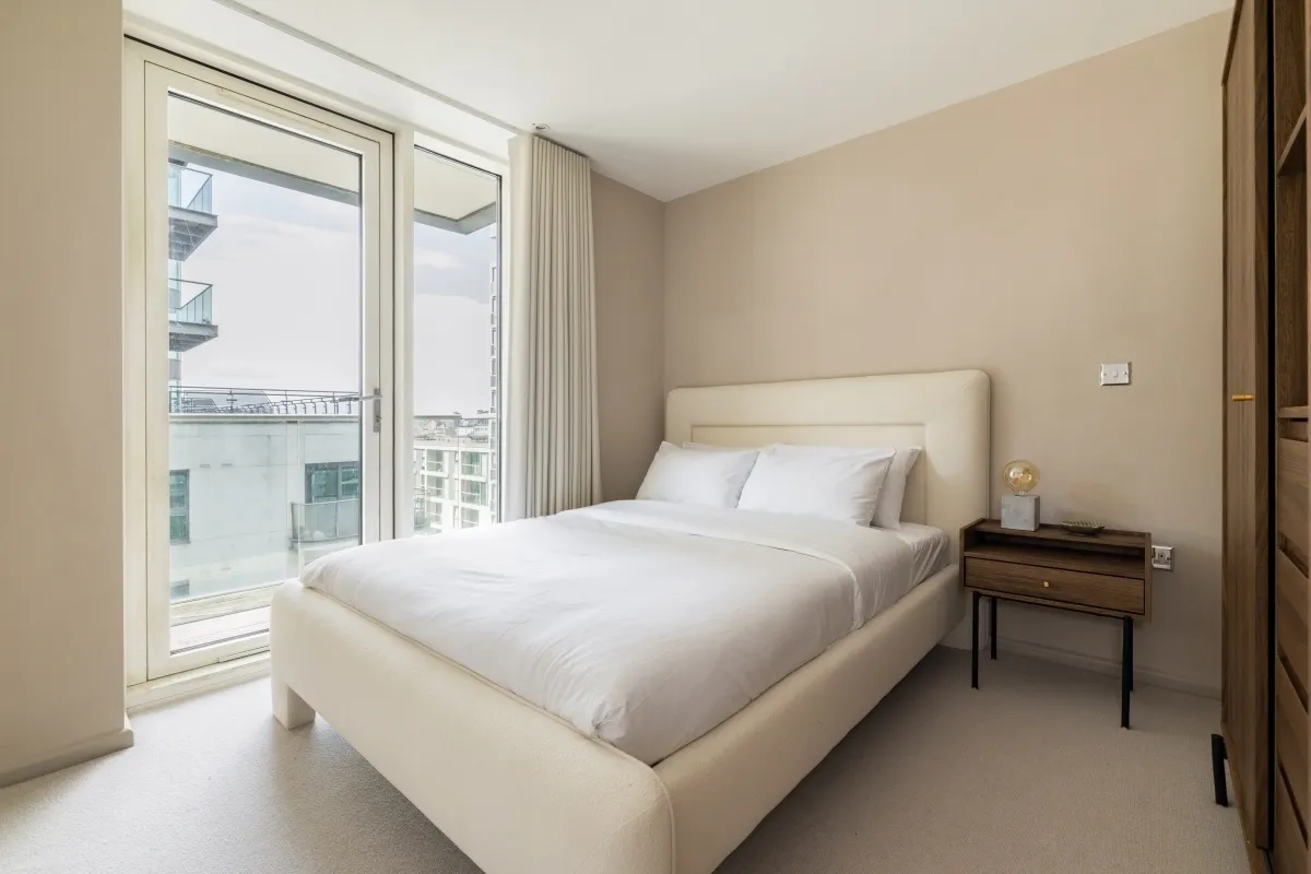 Millharbour, E14, photo 12