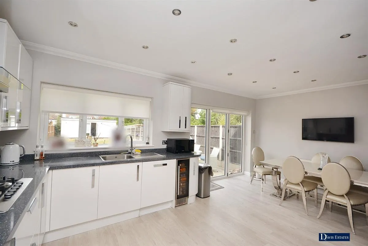Candover Road, Hornchurch, RM12, photo 8