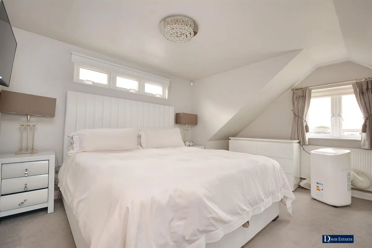 Candover Road, Hornchurch, RM12, photo 12