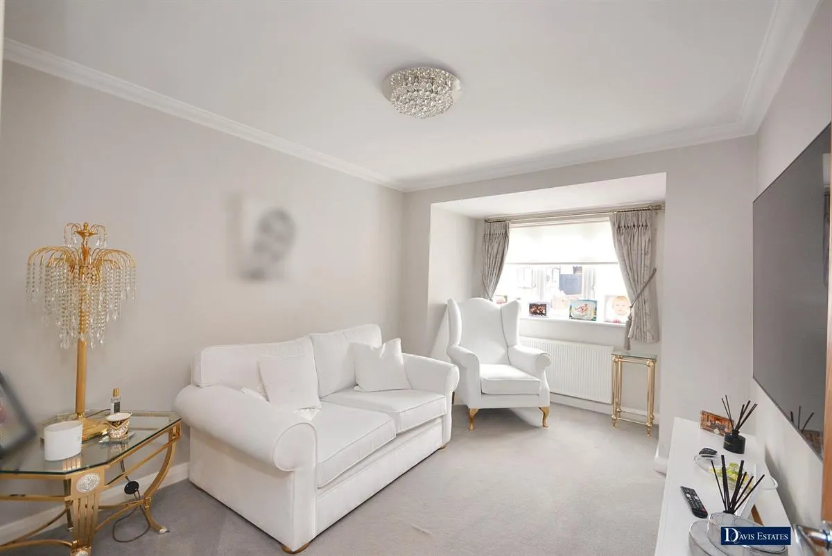 Candover Road, Hornchurch, RM12, photo 2