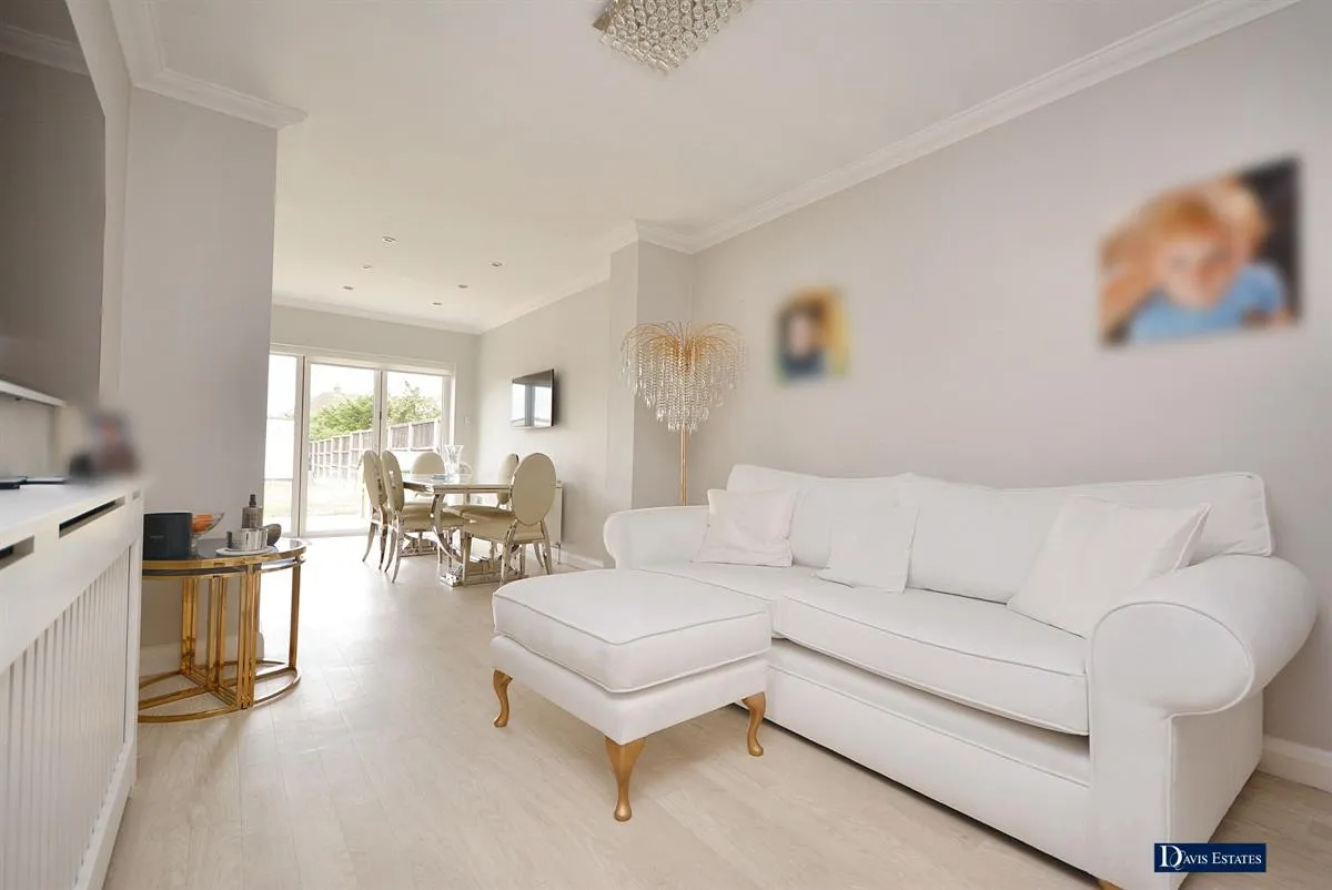 Candover Road, Hornchurch, RM12, photo 6