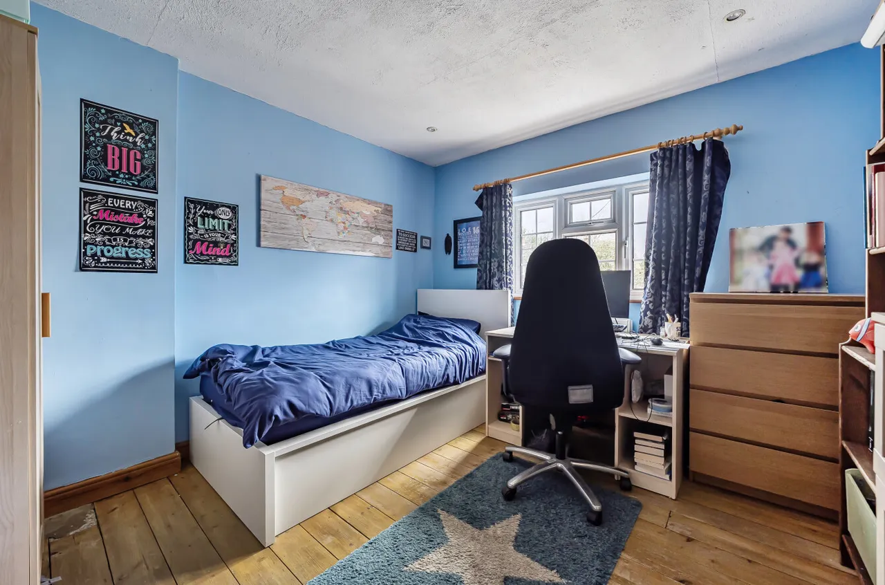 Ash Lane, Burghfield Common, RG7, photo 12