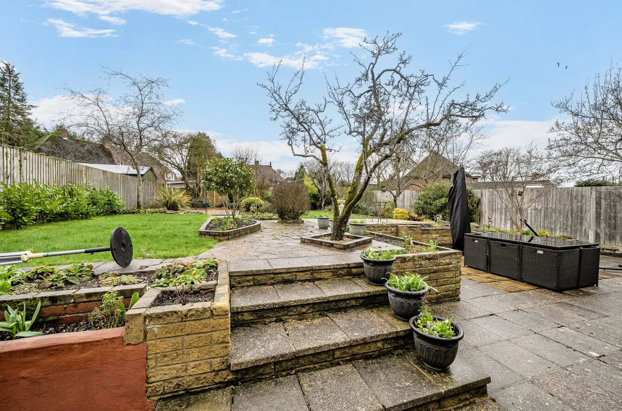 Ash Lane, Burghfield Common, RG7, photo 17