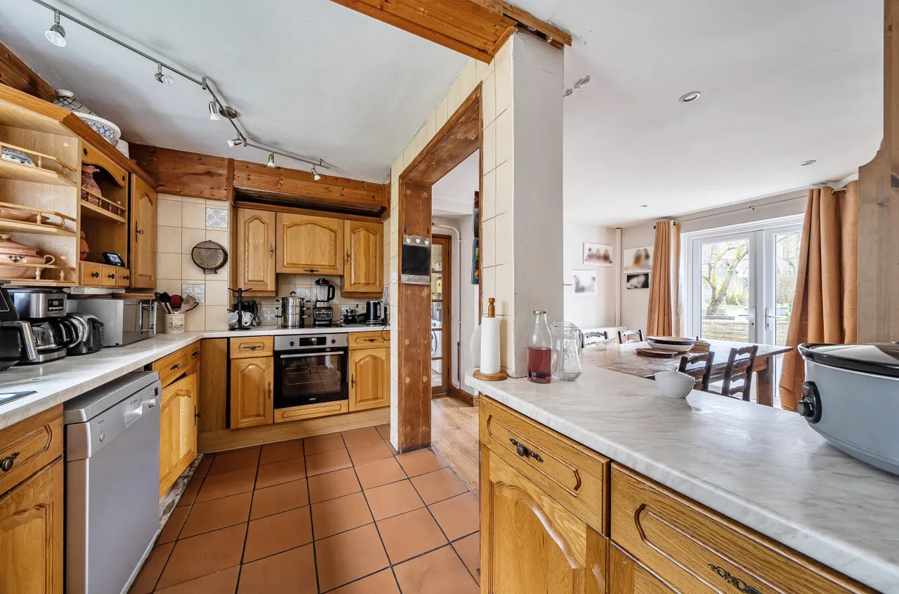 Ash Lane, Burghfield Common, RG7, photo 7
