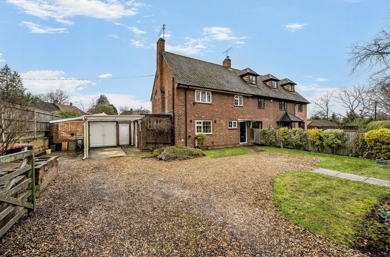 Ash Lane, Burghfield Common, RG7, photo 14