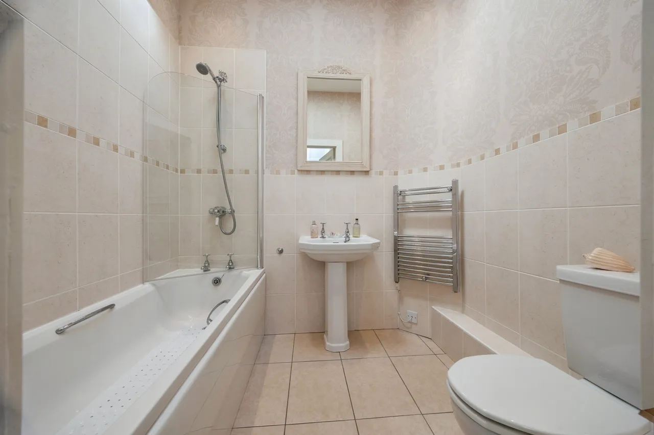 Clermiston Terrace, Edinburgh, EH12, photo 12