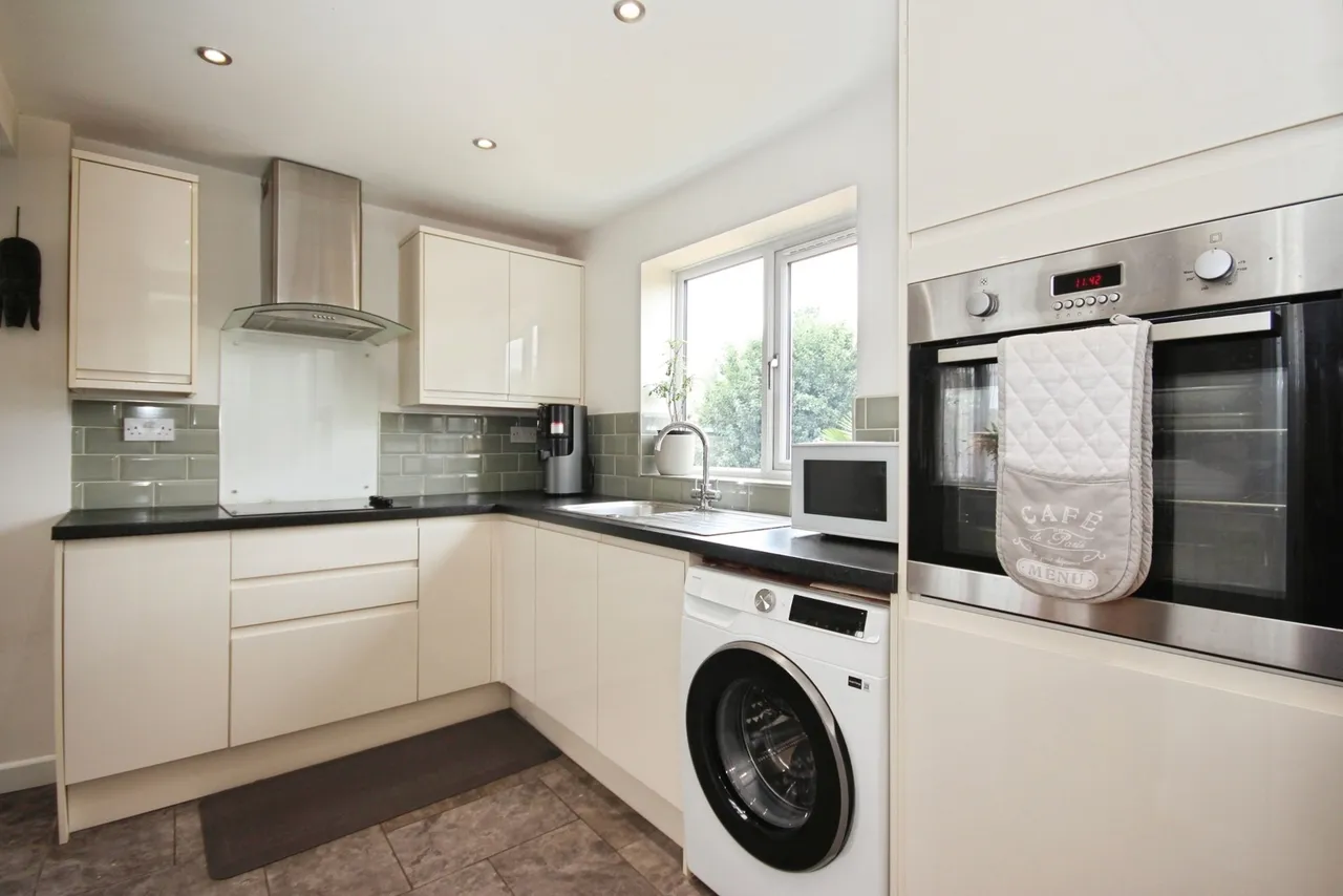 Stonehouse Close, Cubbington, CV32, photo 4