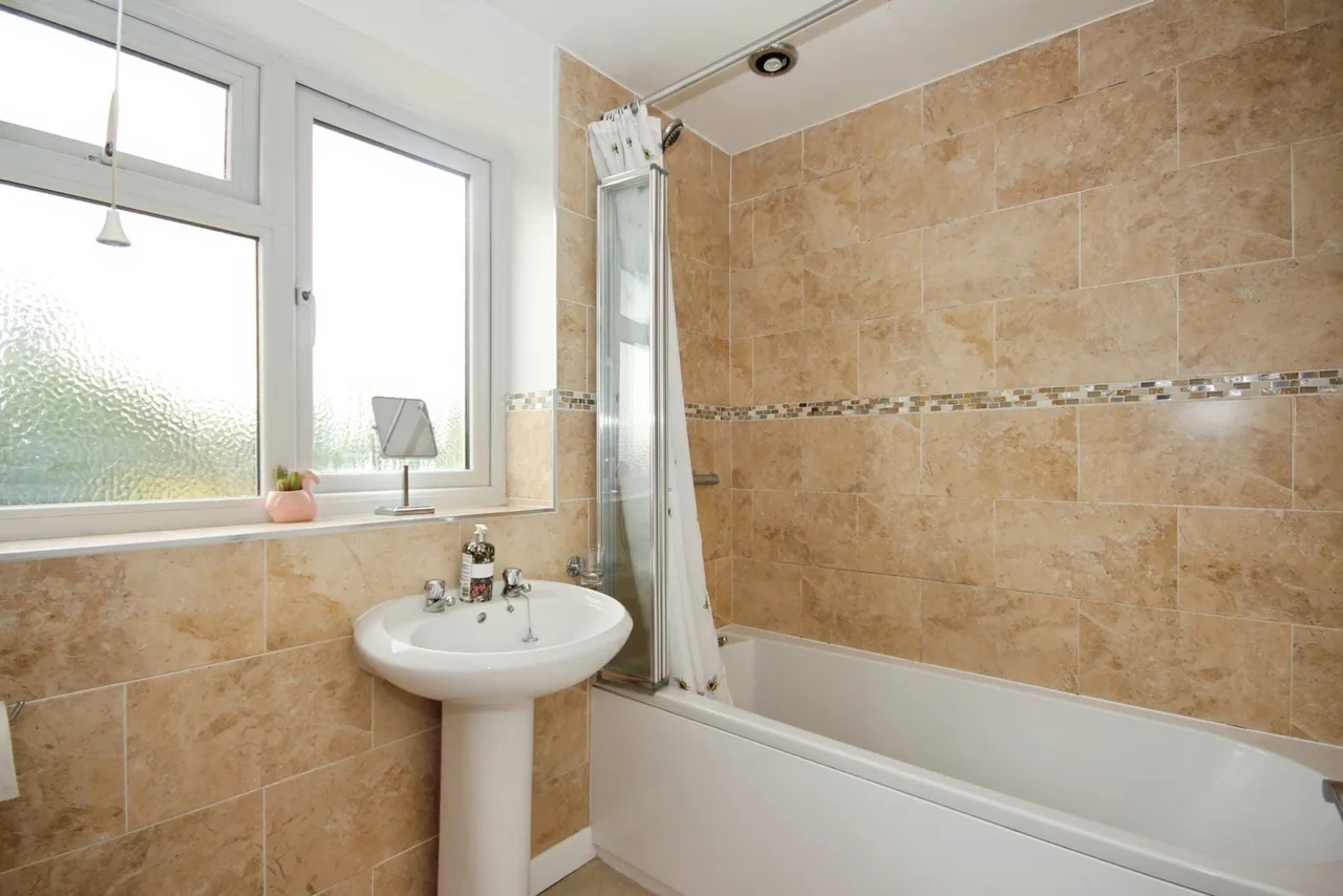 Stonehouse Close, Cubbington, CV32, photo 11
