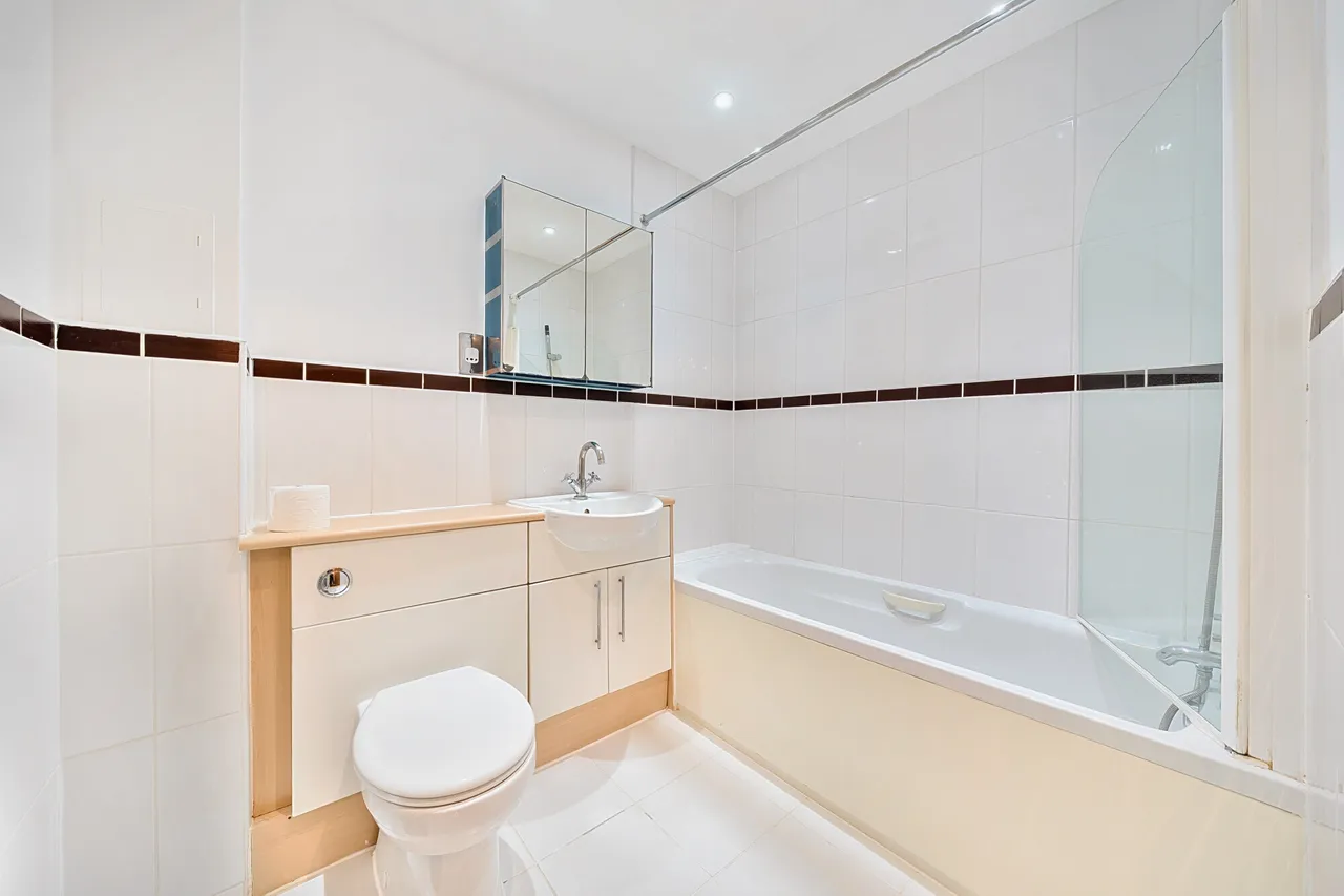 Wharf Lane, Rickmansworth, WD3, photo 4